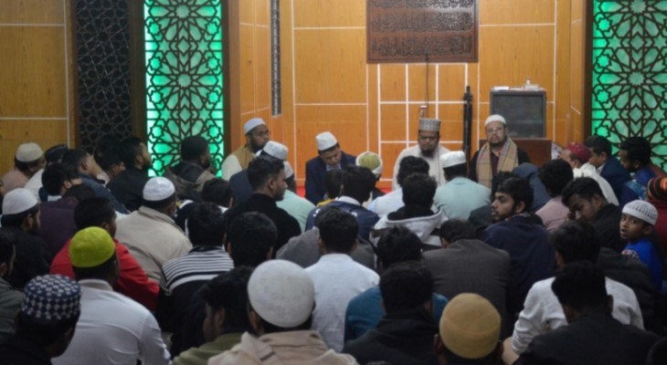 শব-ই-বরাতে বেরোবিতে দোয়া মাহফিল