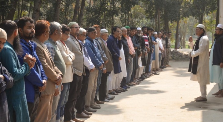 বেরোবিতে প্রফেসর ড. রেজাউল হক-এর জানাজা