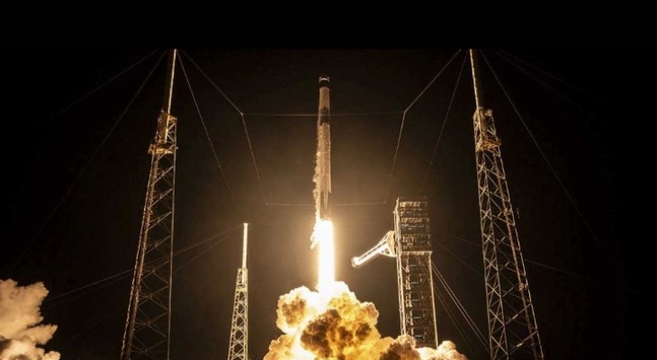 ফ্যালকন ৯–এ গবেষণা