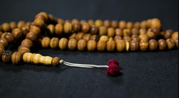 অশান্ত মনের চাবি: জিকির”