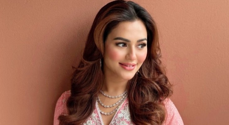 রমজানে বদলে যায় ফারিয়ার জীবন