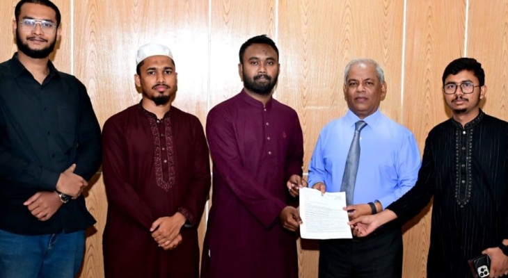 চবির উপাচার্যের সঙ্গে চাকসুর মতবিনিময়, শাটল সমস্যার সমাধানে উদ্যোগ