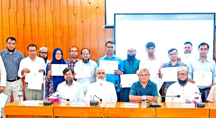 কুয়েটে ৩১ শিক্ষক পেলেন ‘ভাইস-চ্যান্সেলর অ্যাওয়ার্ড’