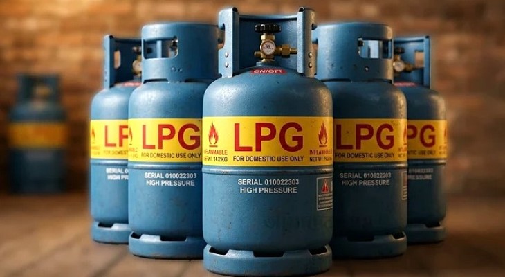 ১২ কেজি এলপিজি সিলিন্ডারের দাম ২১২ টাকা বেড়ে ১,৯৪০ টাকা