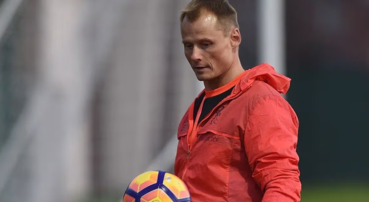 ট্রেনের ধাক্কায় গাড়ি দুর্ঘটনায় নিহত অ্যালেক্স ম্যানিঙ্গার