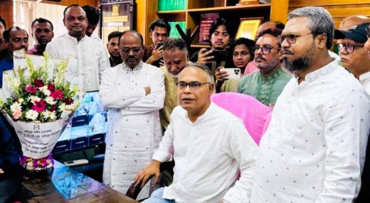 দায়িত্ব নিলেন ইবির নতুন উপাচার্য ড.মতিনুর রহমান