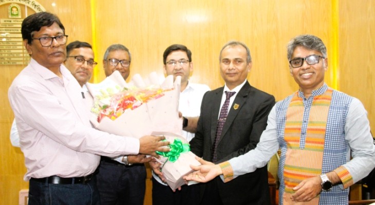 জাককানইবি উপাচার্য পদে ড.মোহাম্মদ মোশারফ হোসেনের যোগদান