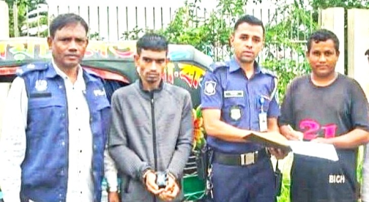 বুড়িচংয়ে ৩২৫ পিস ইয়াবাসহ আটক ১