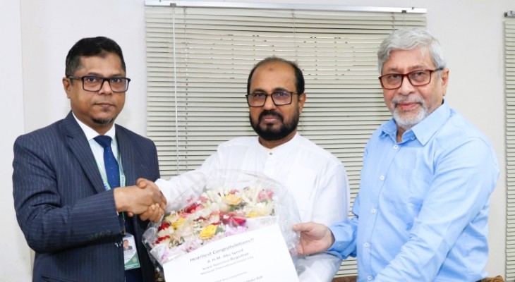মানারাতের রেজিস্ট্রার হলেন এ.এইচ.এম.আবু সাঈদ