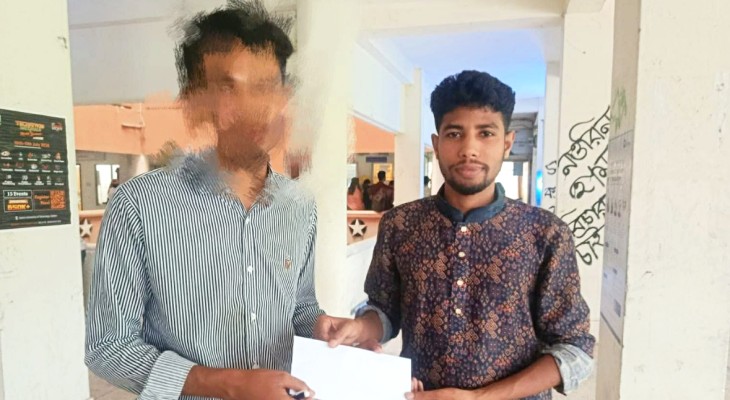 অস্বচ্ছল শিক্ষার্থীর পাশে ববি ছাত্রদলের সাধারণ সম্পাদক