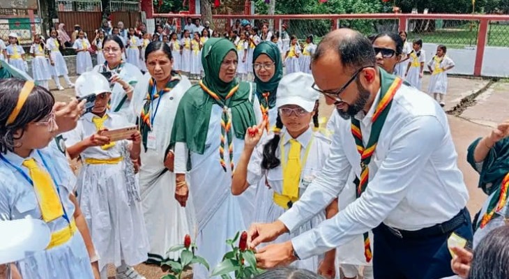 দেশপ্রেম ও সবুজের বার্তা নিয়ে মৌলভীবাজারে হলদে পাখি কার্নিভাল
