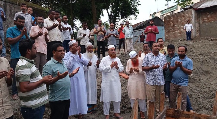 কুড়িগ্রাম জেলা পরিষদ সুপার মার্কেটের নতুন ভবনের ভিত্তিপ্রস্তর উদ্বোধন