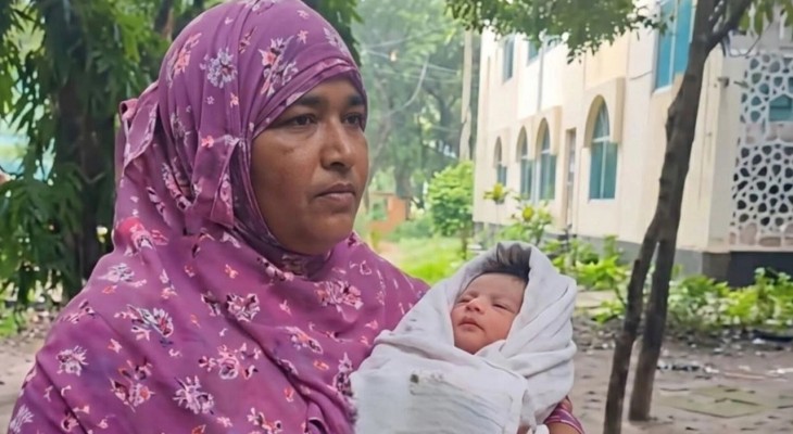 রাস্তার পাশের জঙ্গল থেকে নবজাতক কন্যাশিশু উদ্ধার