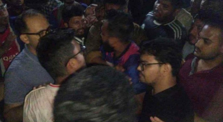 ফেসবুক পোস্টকে কেন্দ্র করে আইন ও ইতিহাস বিভাগের শিক্ষার্থীদের মধ্যে ধাওয়া-পাল্টা ধাওয়া