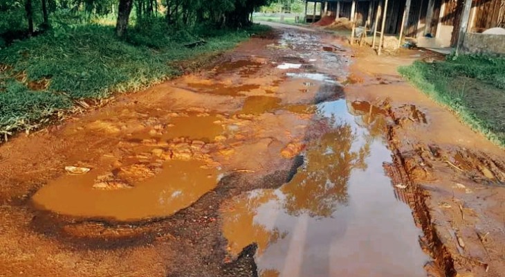 বরাদ্দের অভাবে মরণফাঁদ গ্রামীণ সড়কে