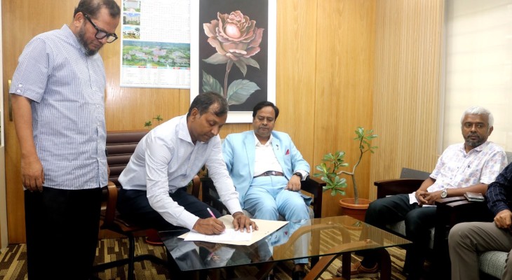 গোবিপ্রবির তৃতীয় উপ-উপাচার্য হিসেবে যোগ দিলেন অধ্যাপক আতাউর রহমান