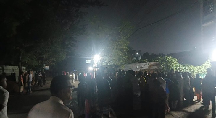 মসজিদের মাইকে ঘোষণা দিয়ে খুবি শিক্ষার্থীদের ওপর হামলার চেষ্টা