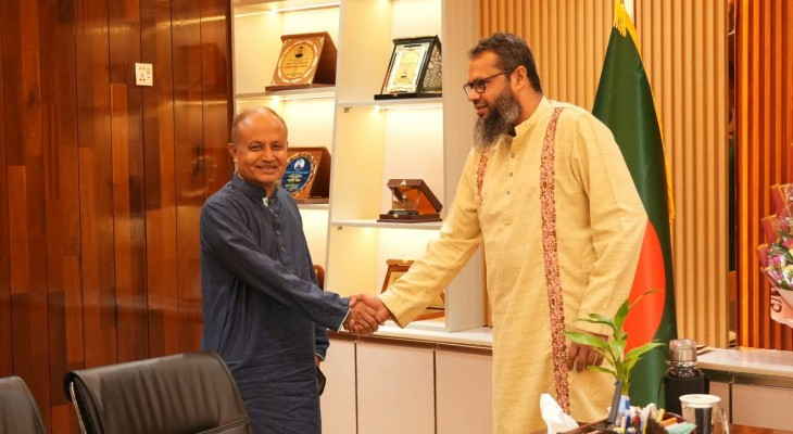 পবিপ্রবি পরিদর্শনে ঢাবি উপাচার্য,আলোচনায় সামুদ্রিক গবেষণা