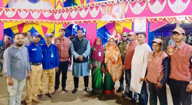 বীরগঞ্জে দুই শতাধিক মোটরসাইকেলের বহর নিয়ে ১৫ পূজামণ্ডপ পরিদর্শন করলেন চেয়ারম্যান আনিস