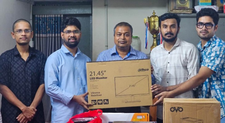 চাকসু এজিএসের উদ্যোগে তিন হলে কম্পিউটার, এক হলে পানির ফিল্টার