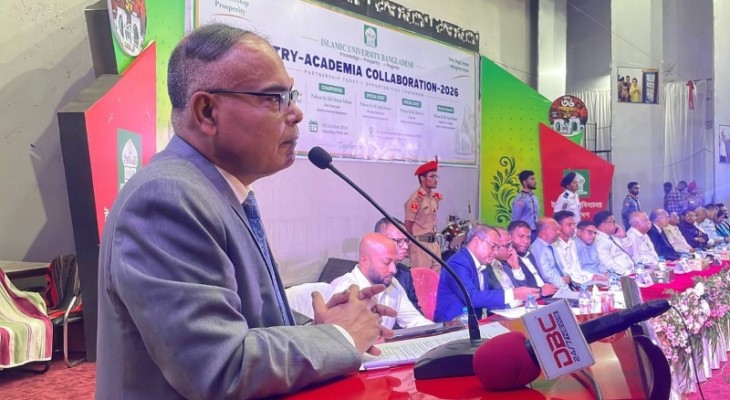পাঠ্যক্রমে যুক্ত হচ্ছে ইন্ডাস্ট্রি রিলেটেড কোর্স: ইবি উপাচার্য 