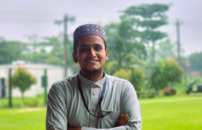 ঢাকা আলিয়া থেকে আন্তর্জাতিক জলবায়ু ক্যাম্পে মাহিম