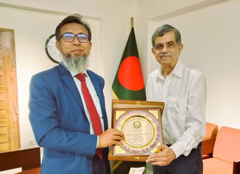 শিক্ষা উপদেষ্টার সঙ্গে ডুয়েট উপাচার্য বৈঠক
